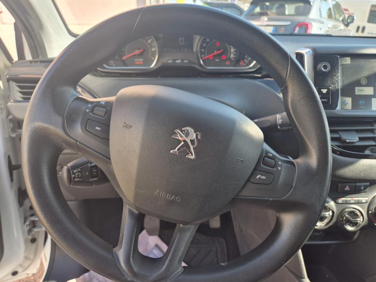 Peugeot 208 1.2 VTi 82 CV 5 porte Access