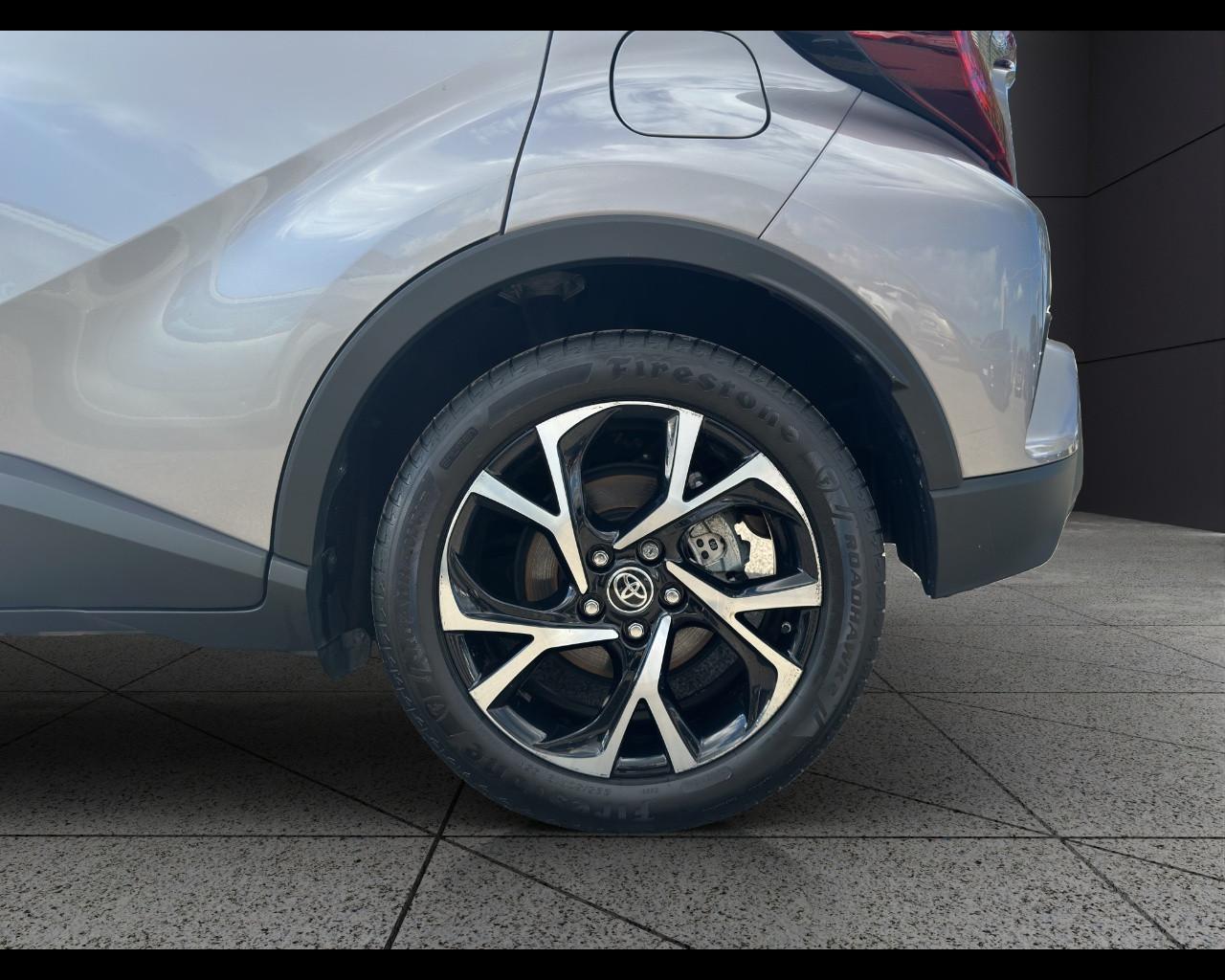 TOYOTA C-HR (2016-2023) - C-HR 1.8 Hybrid E-CVT Trend