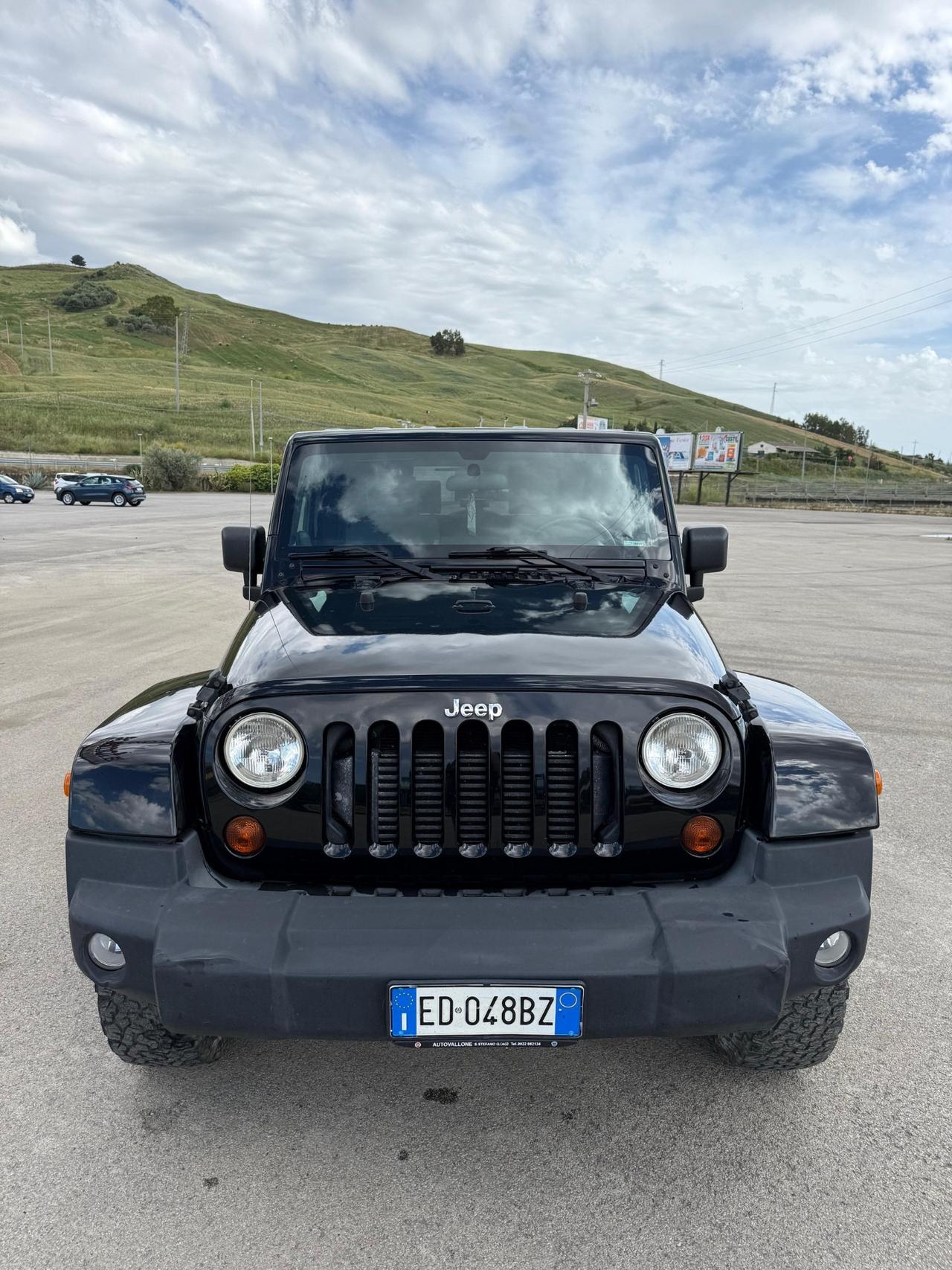 Jeep Wrangler 2.8 CRD DPF Sahara Auto