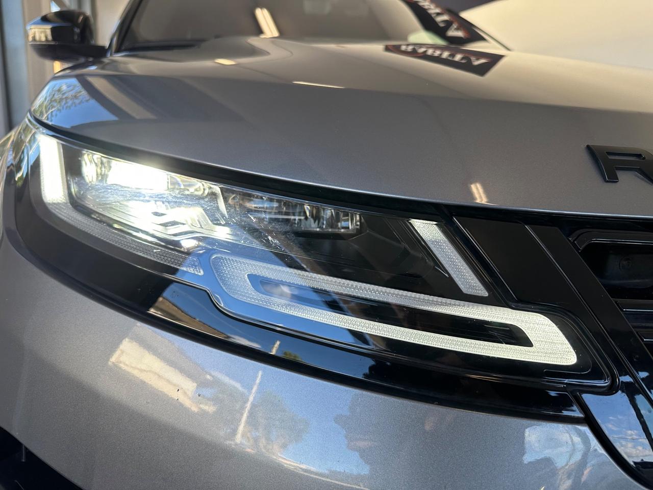 Land Rover Range Evoque 2.0 Hybrid R-Dynamic TD4 150 CV