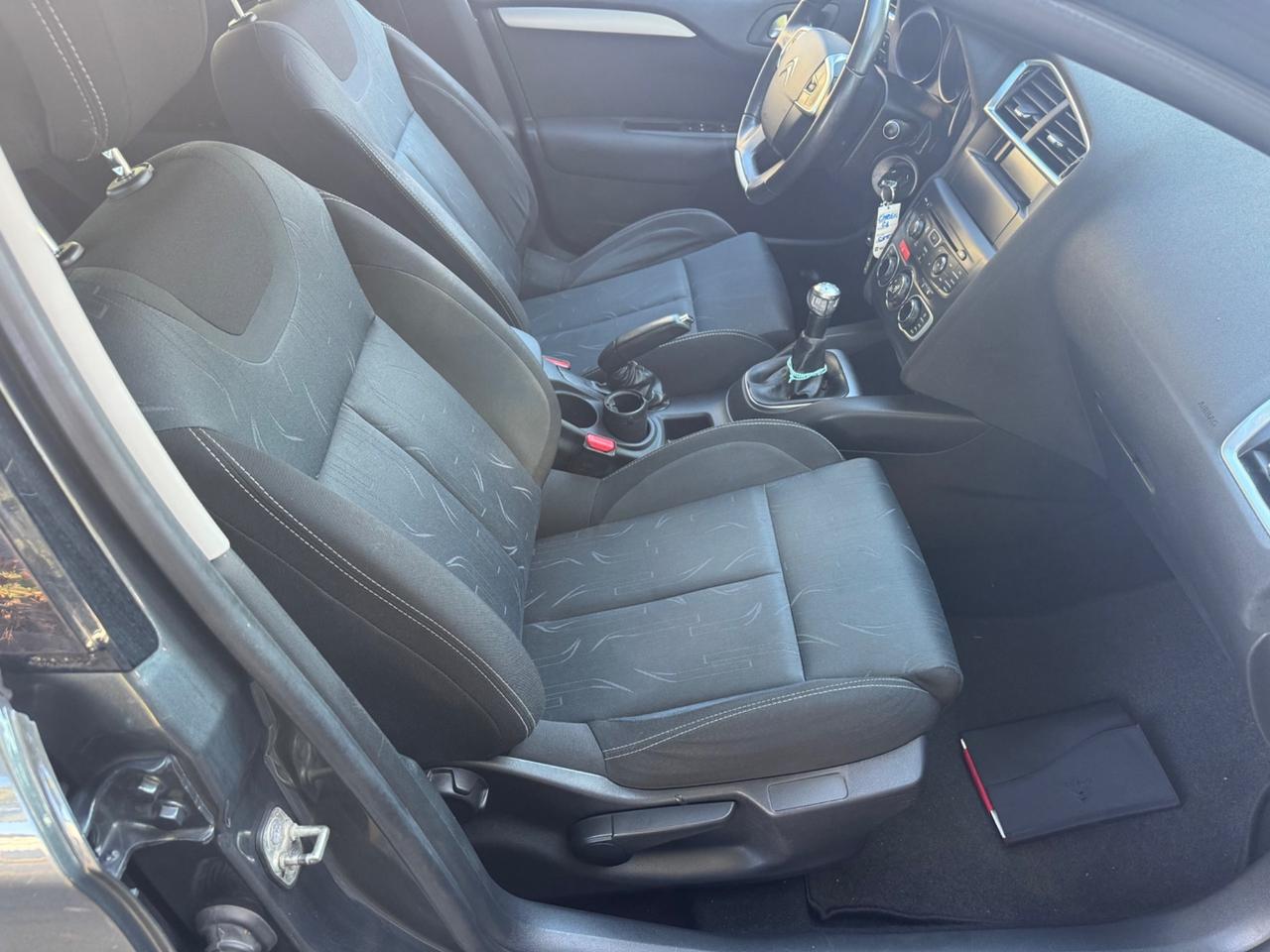 Citroen C4 1.6 benzina neopaten garanzia 12 mesi