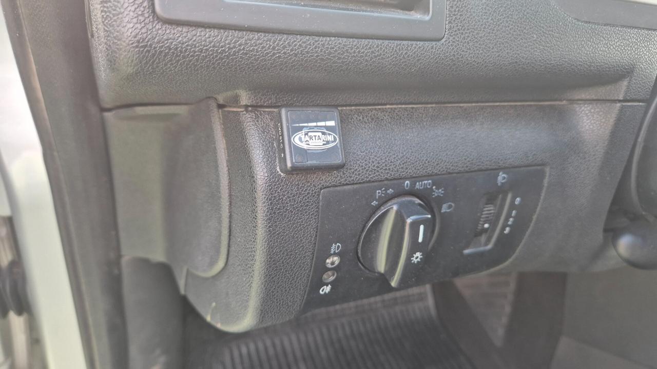 Mercedes-benz A 150 160 BlueEFFICIENCY Elegance