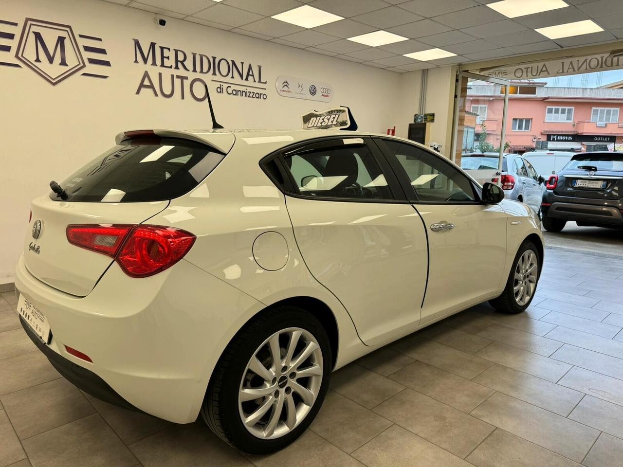 Alfa Romeo Giulietta 1.6 JTDm-2 105 CV Distinctive