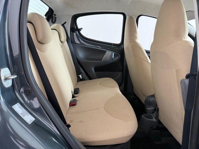 PEUGEOT 107 1.0 68CV 5p. Sweet Years 2Tronic