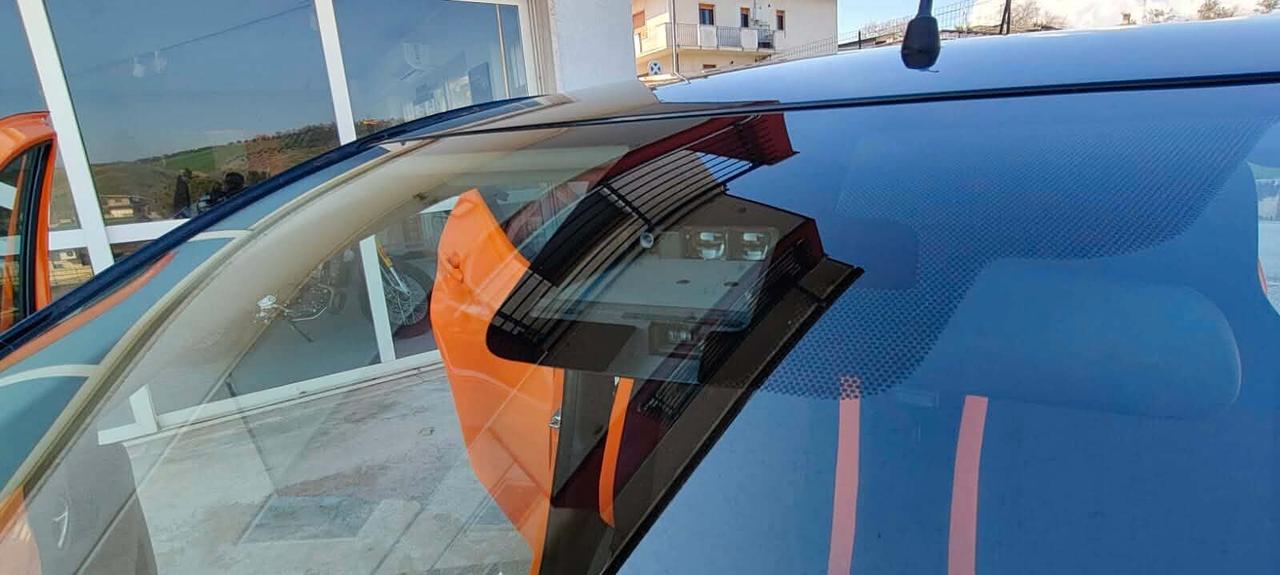 Toyota Aygo 1.0 72 CV x-wave orange KM 27000