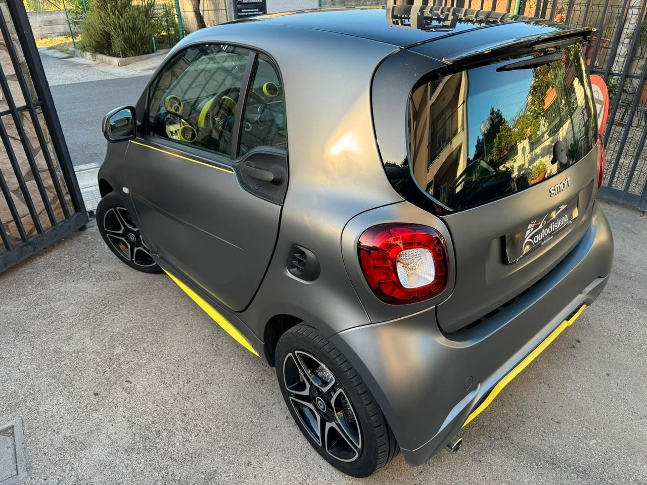 Smart ForTwo 90 0.9 Turbo twinamic Urbanrunner taylor made asphalthgold full