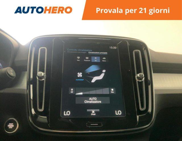 VOLVO XC40 T2 Geartronic Momentum
