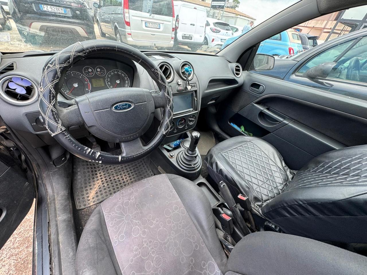 Ford Fiesta 1.4 TDCi Ghia 3p