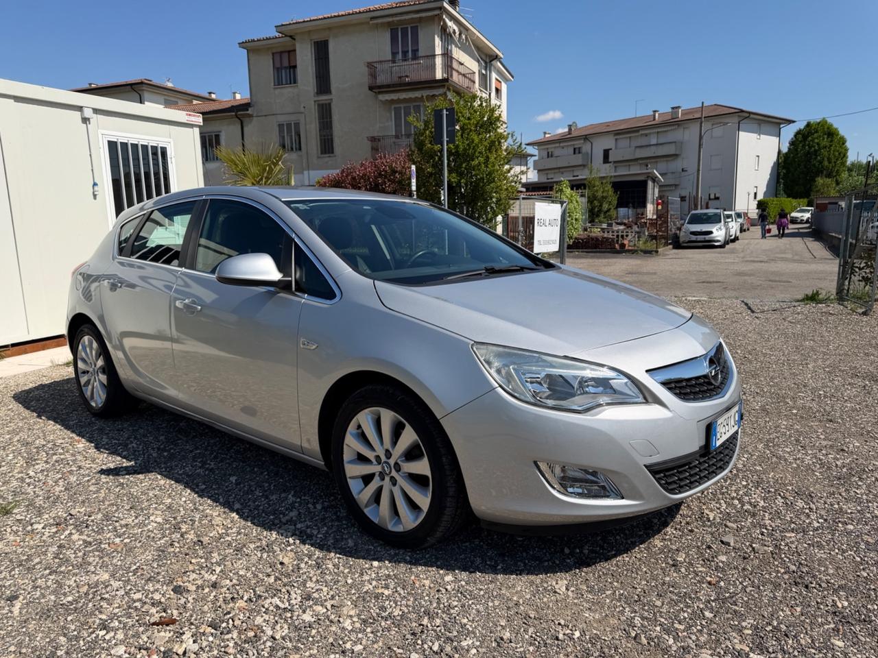 Opel Astra 1.3 CDTI 95CV S&S 5 porte Cosmo