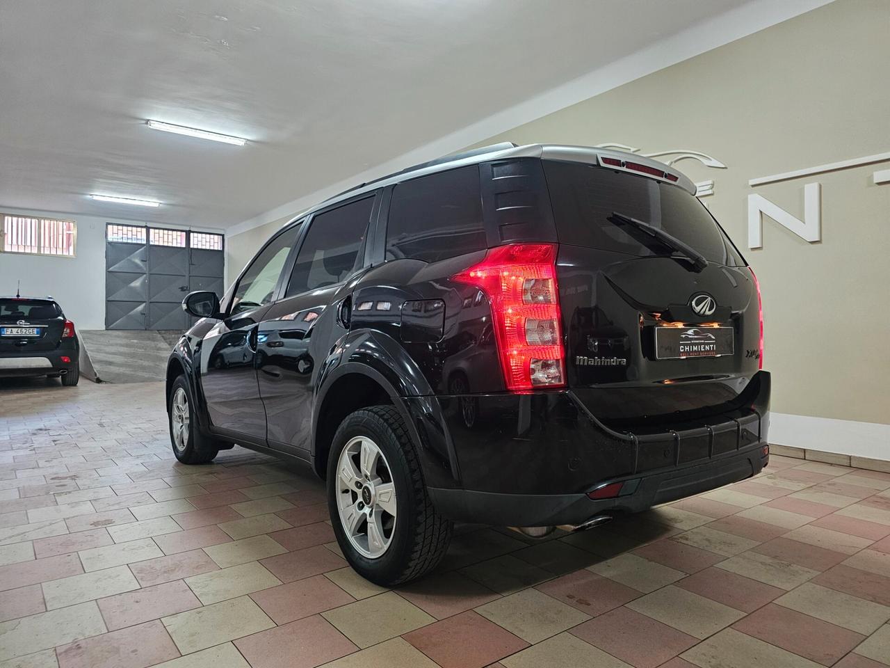 Mahindra XUV500 2.2 16V AWD W8