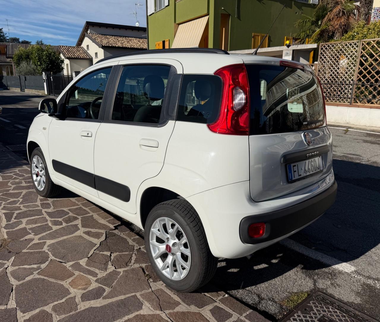 Fiat Panda 0.9 TwinAir Turbo Natural Power Lounge