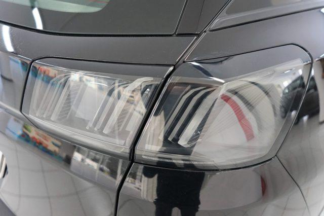PEUGEOT 3008 BlueHDi 130 S&S EAT8 Active Business