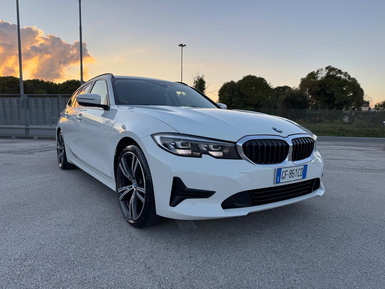 Bmw 318 318d 48V Touring Sport
