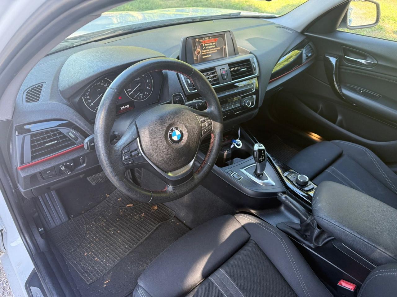 Bmw 118 118d 5p. Urban