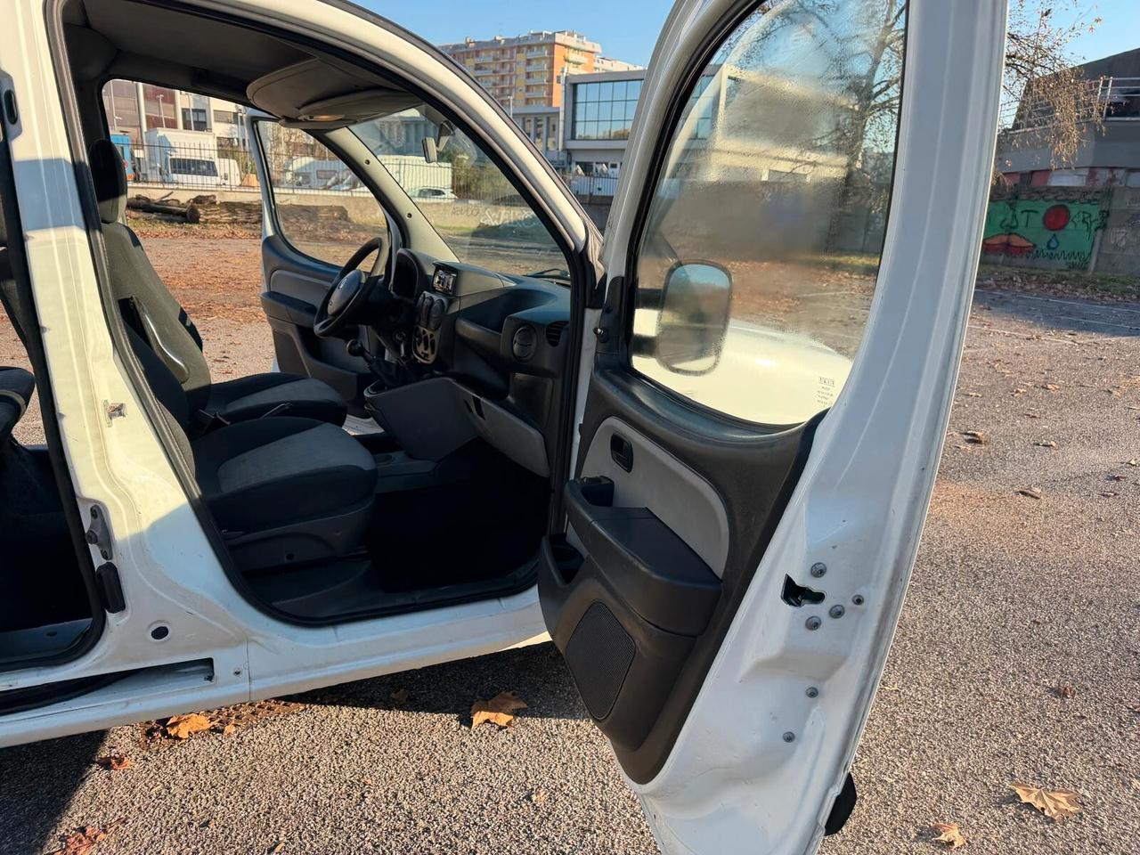 Fiat Doblò 1.3 MJ 16V Combi 5 p.ti N1