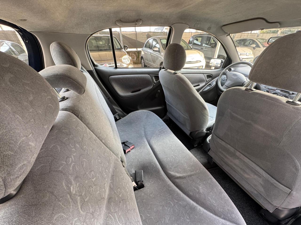 Toyota Yaris 5 Porte Yaris 5p 1.0