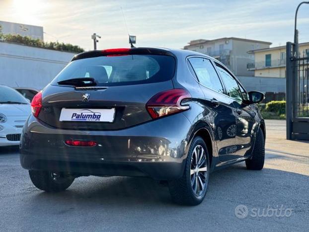 PEUGEOT 208 BlueHDi 75 5 porte Allure IDEALE PER