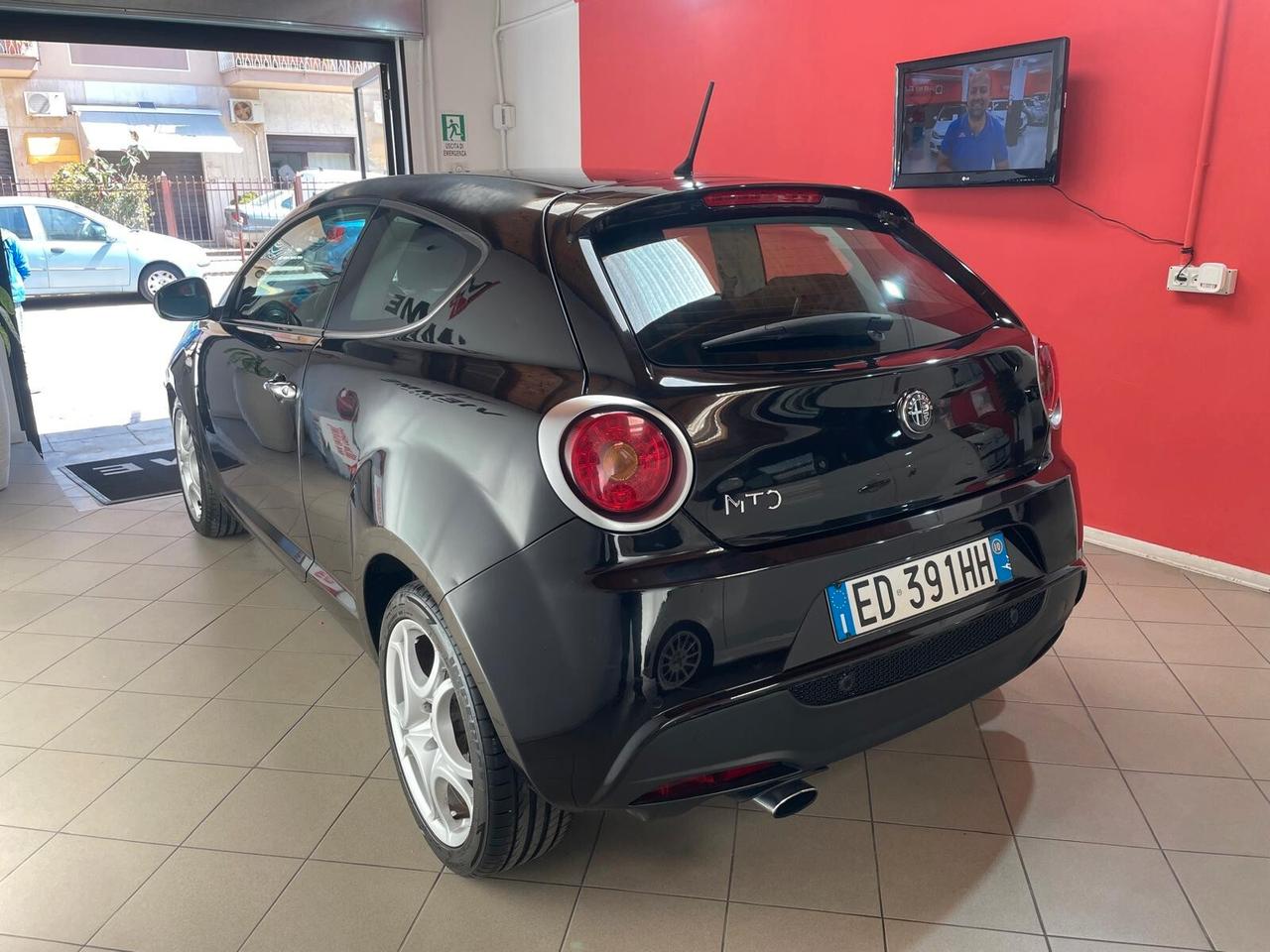 Alfa Romeo MiTo 1.3 JTDm-2 95 CV S&S Distinctive Sport Pack