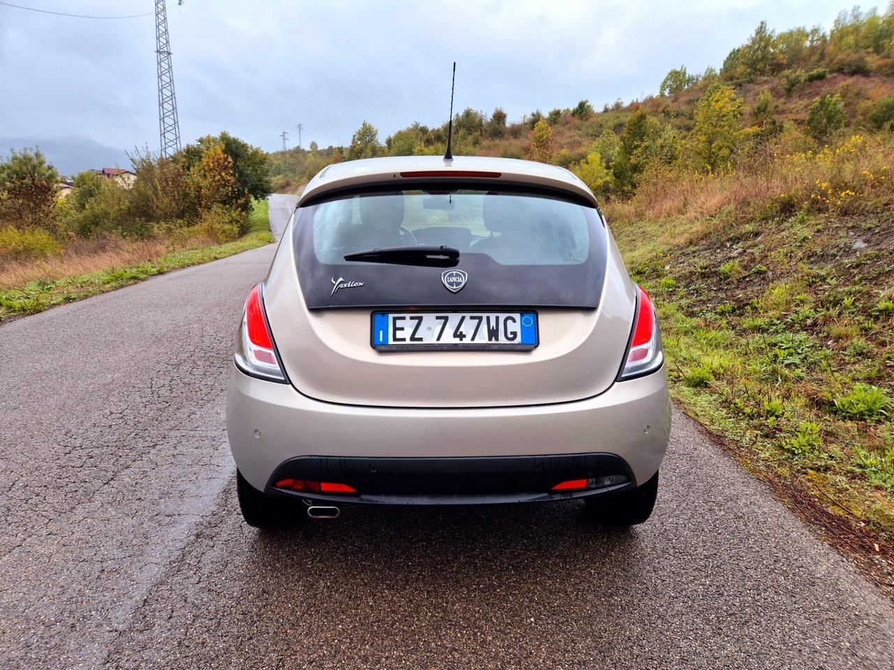 Lancia Ypsilon 1.3 MJT 16V 95 CV 5 porte S&S 30th Anniversary