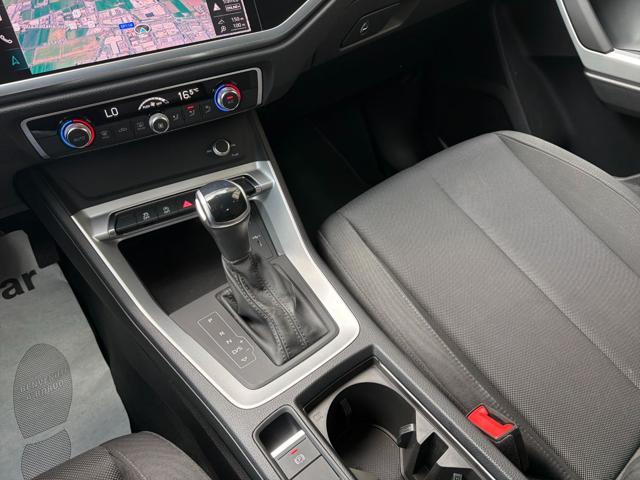 AUDI Q3 35 TDI S tronic Business