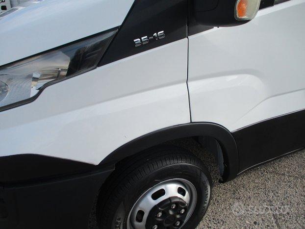 Iveco Daily 35C16 2.3 160CV E6 CENTINA 4.40 M *MOT