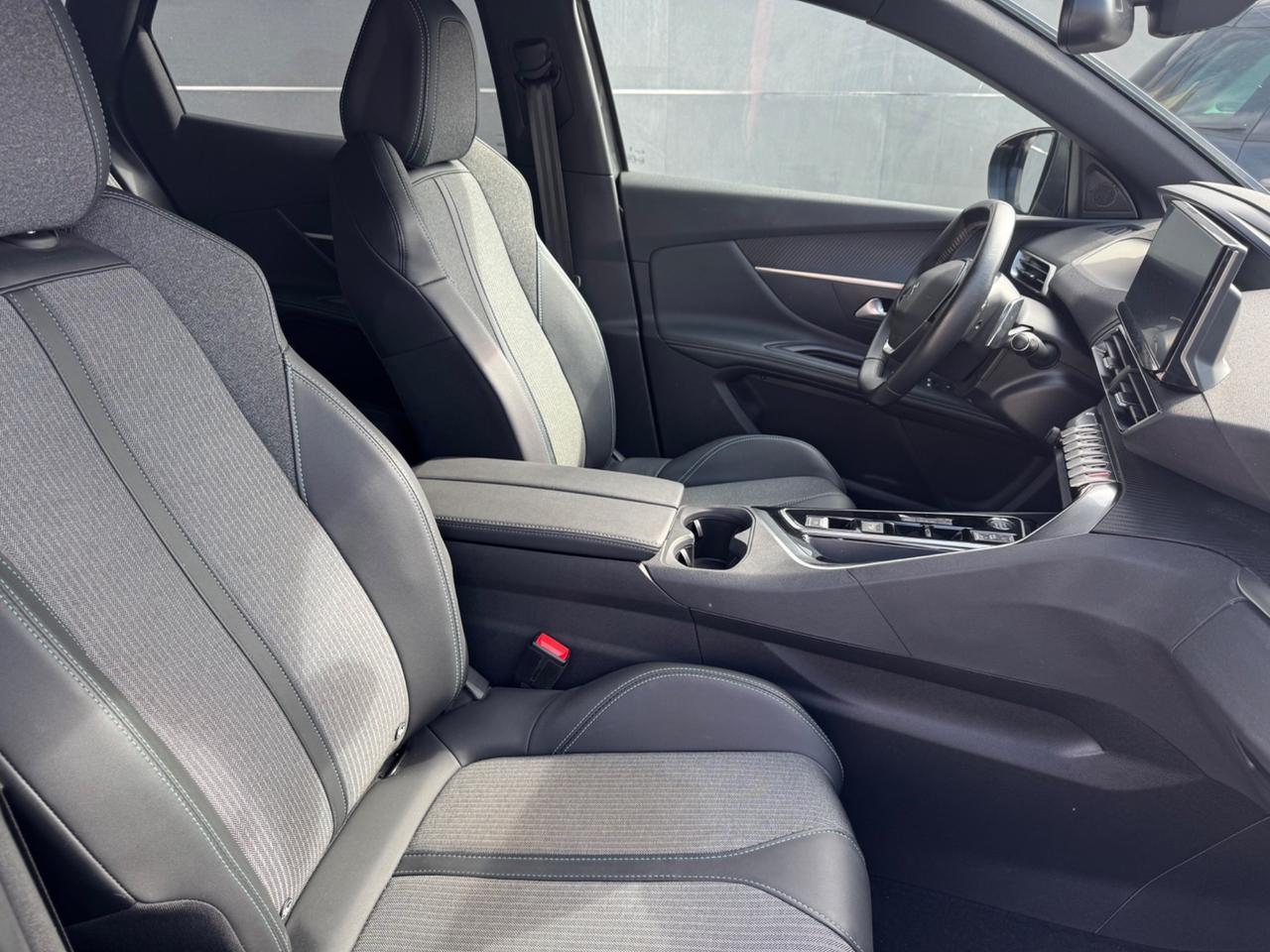 Peugeot 3008 BlueHDi 130 S&S EAT8 Allure Pack
