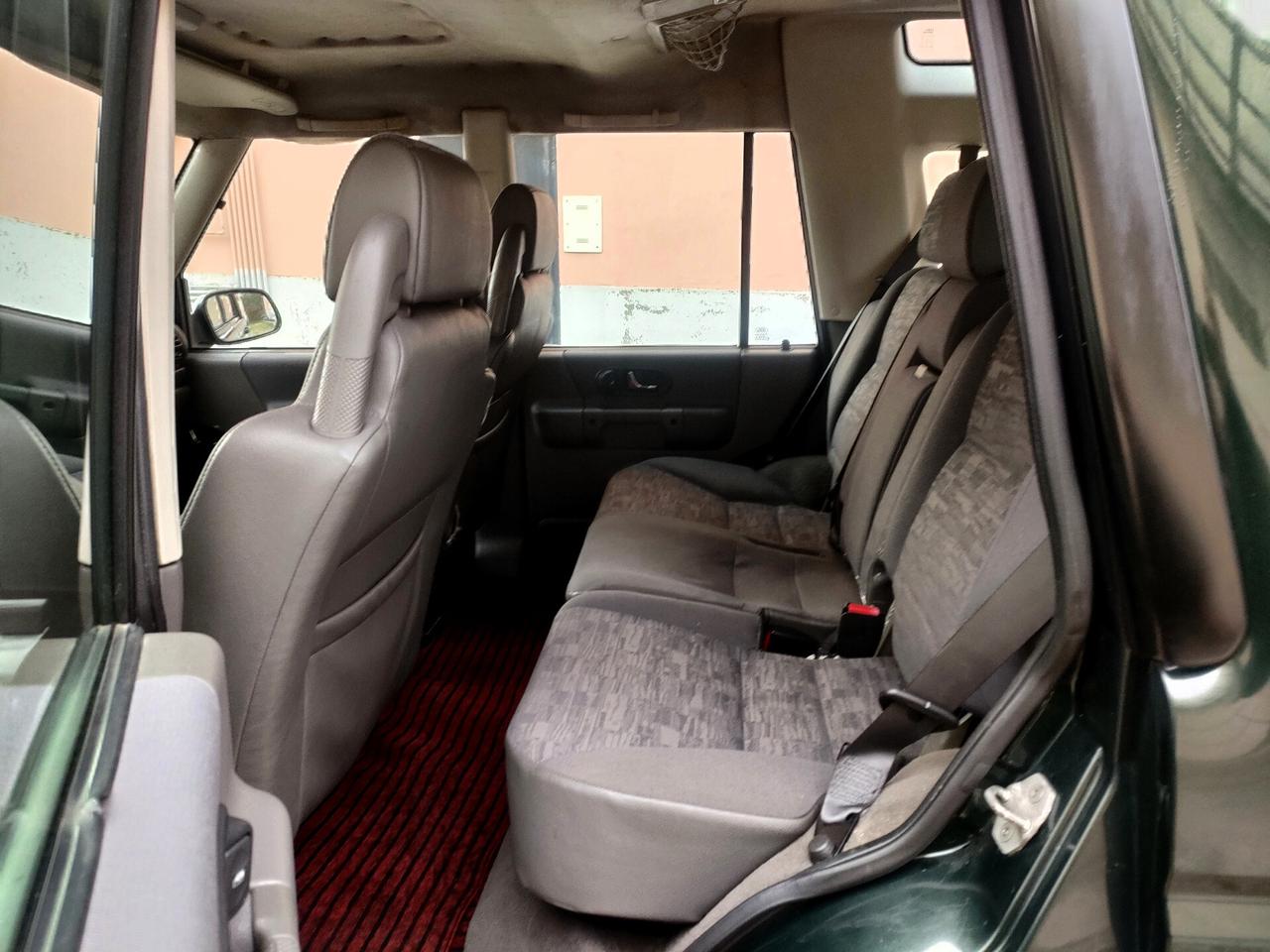 Land Rover Discovery 2.5 Td5 5p ASI e Gancio