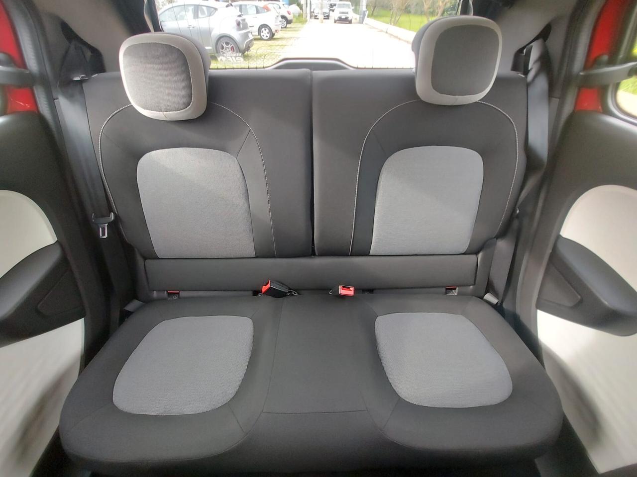 Renault Twingo SCe Experience 69CV -IN ARRIVO-