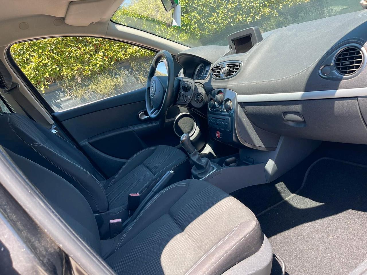 Renault Clio 1.2 16V 5 porte Luxe