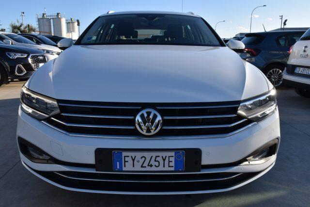 VOLKSWAGEN Passat Variant 1.6 TDI SCR DSG Business BMT