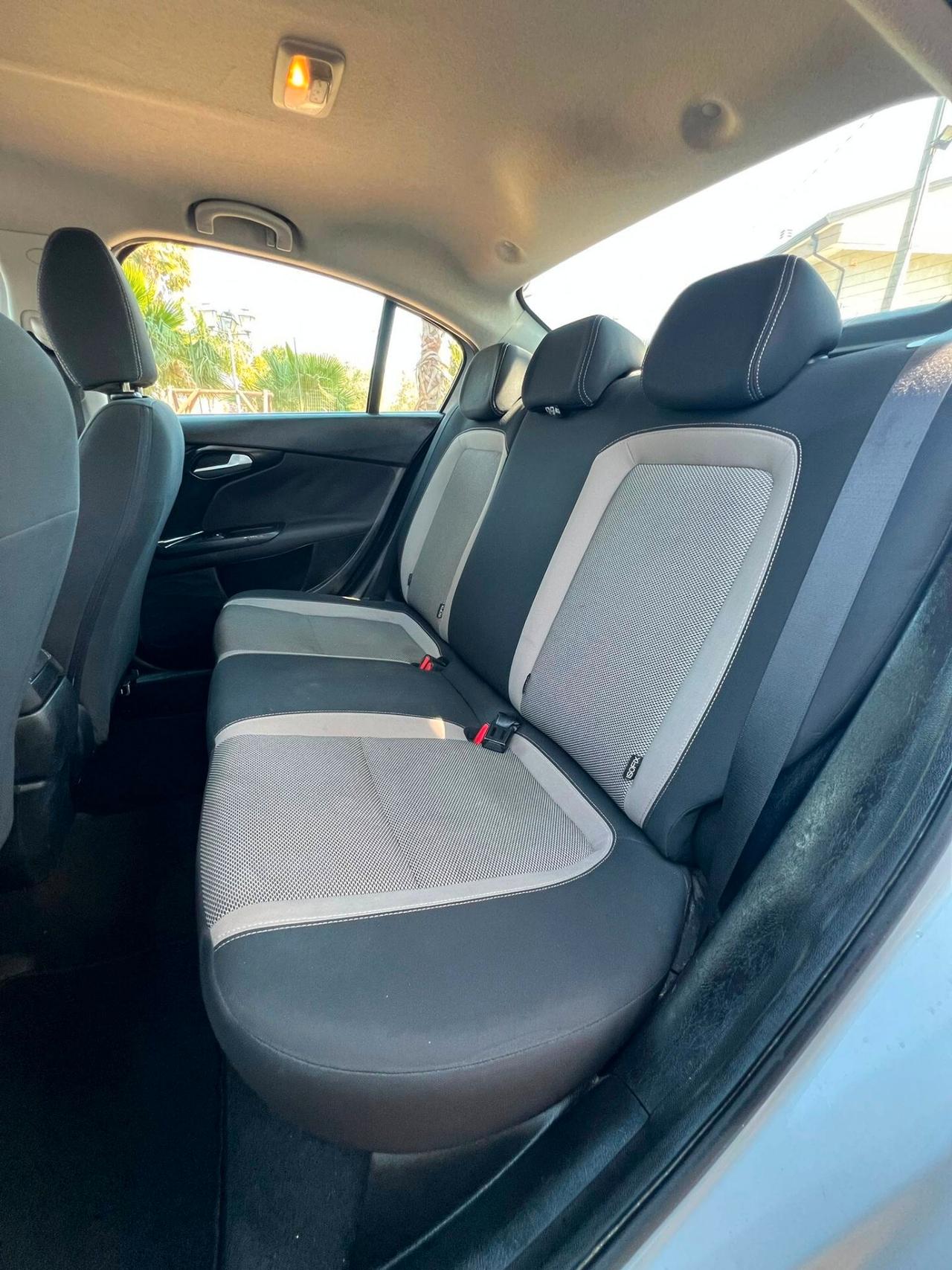 Fiat Tipo 1.6 Mjt 4 porte Easy