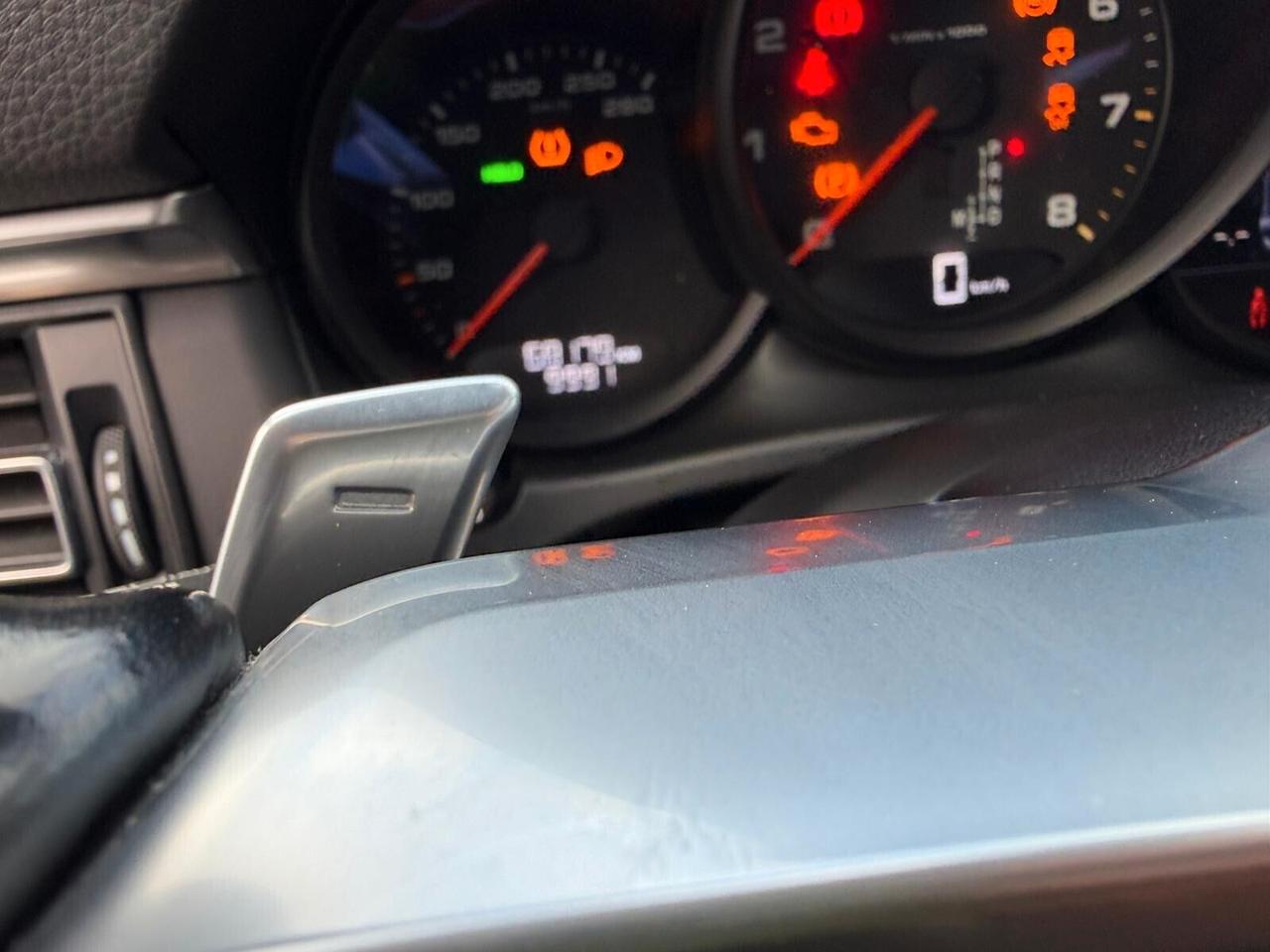 PORSCHE MACAN FULL - PANORAMA