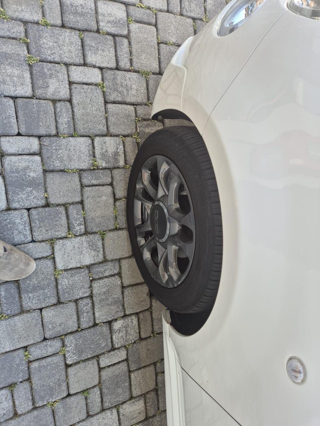 Fiat 500 1.0 Hybrid Connect OK NEOPATENTATO