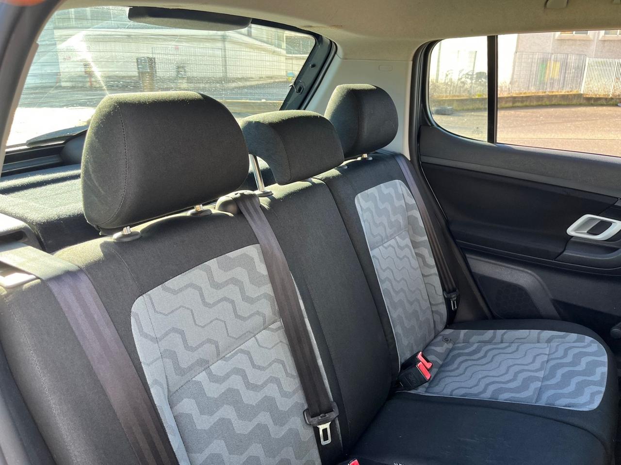 Skoda Fabia 1.2 benzina 12V 70CV 5p. Style