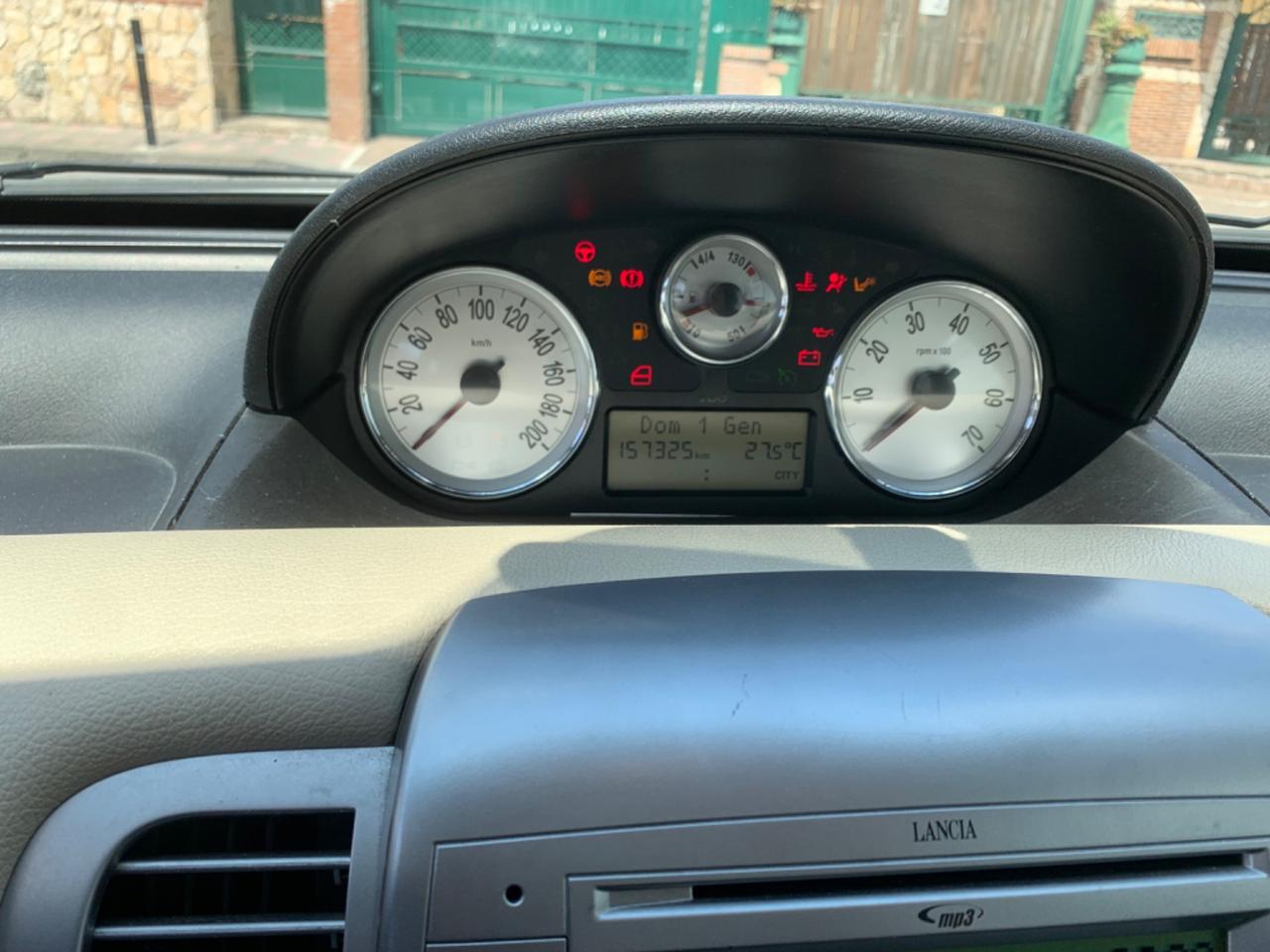 Lancia Ypsilon 1.4 Argento Ecochic GPL