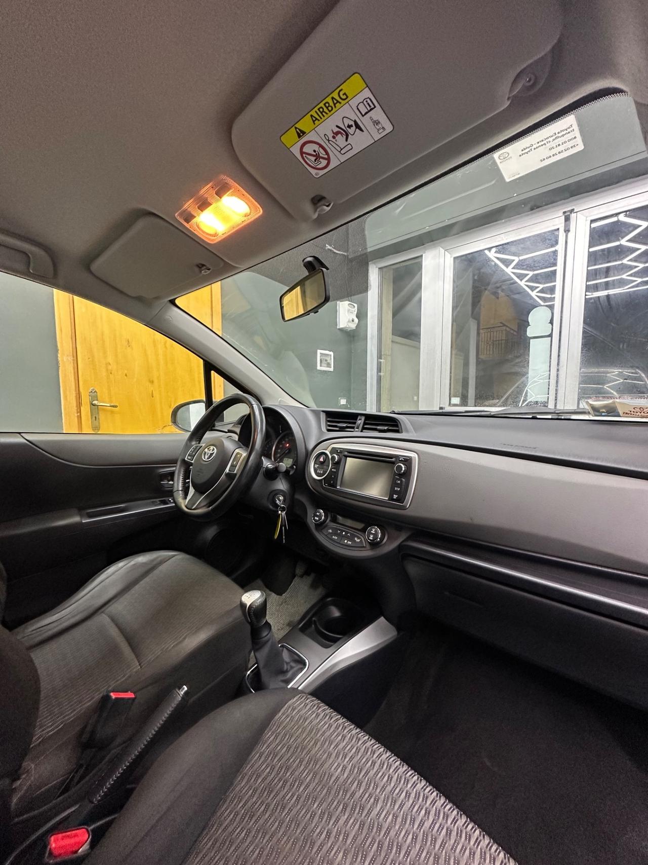 Toyota Yaris 1.0 5 porte Trend