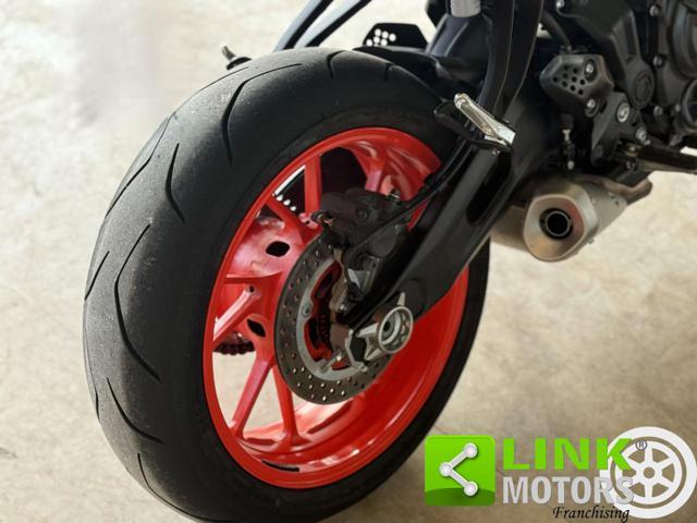 YAMAHA MT-07 LANCH EDITION STORM FLUO