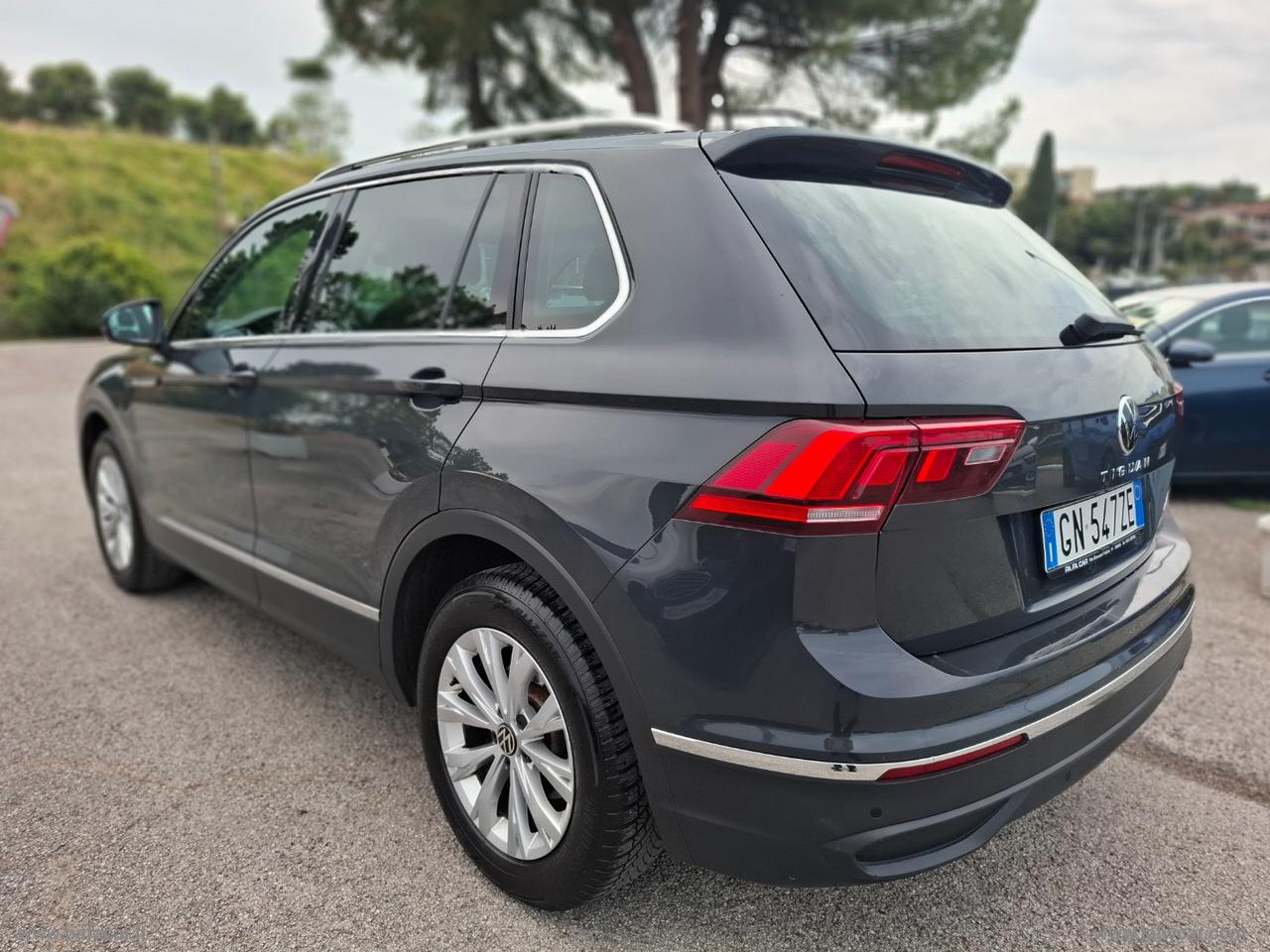 VOLKSWAGEN Tiguan 2.0 TDI 150CV SCR DSG Life