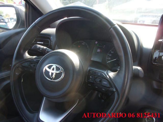 TOYOTA Yaris 1.5 Hybrid 5 porte Business