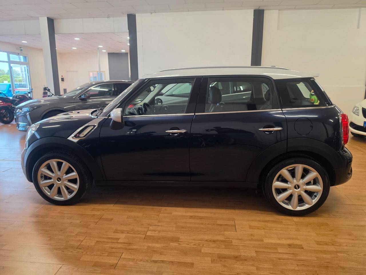 Mini Cooper SD Countryman 2.0 D 143cv 12/2013