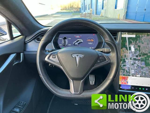 TESLA Model S P 100D