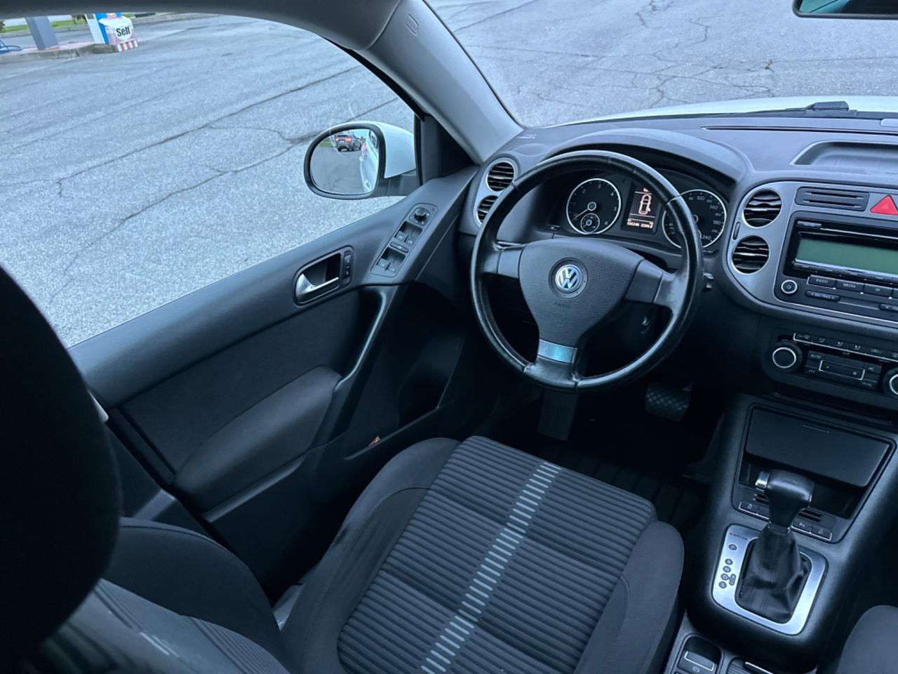 Volkswagen Tiguan 2.0 TDI DPF 4MOTION DSG Sport & Style