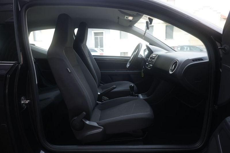 Volkswagen up! Volkswagen up! 1.0 44kW move up! 44KW ANNO 2014
