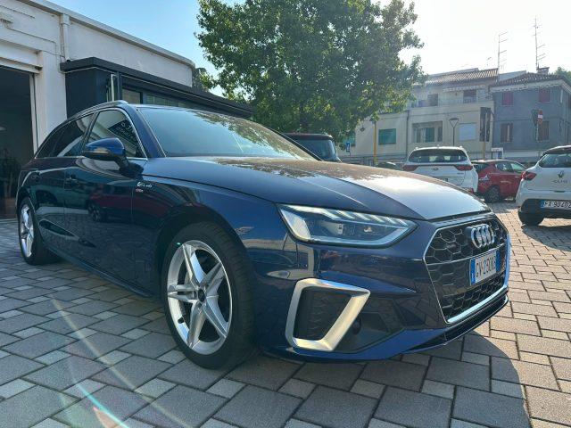 AUDI A4 Avant 40 TFSI quattro S tronic S line edition