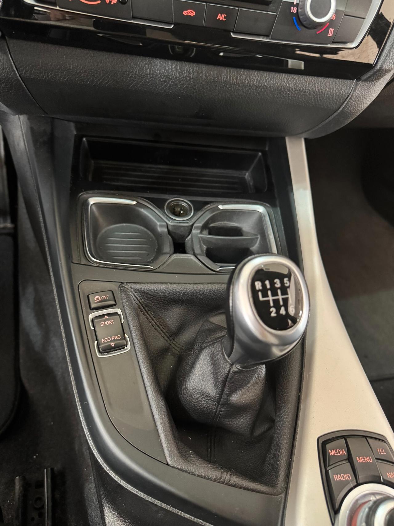 Bmw 116 116d Urban cv. NAVIGATORE OK NEOPATENTATI