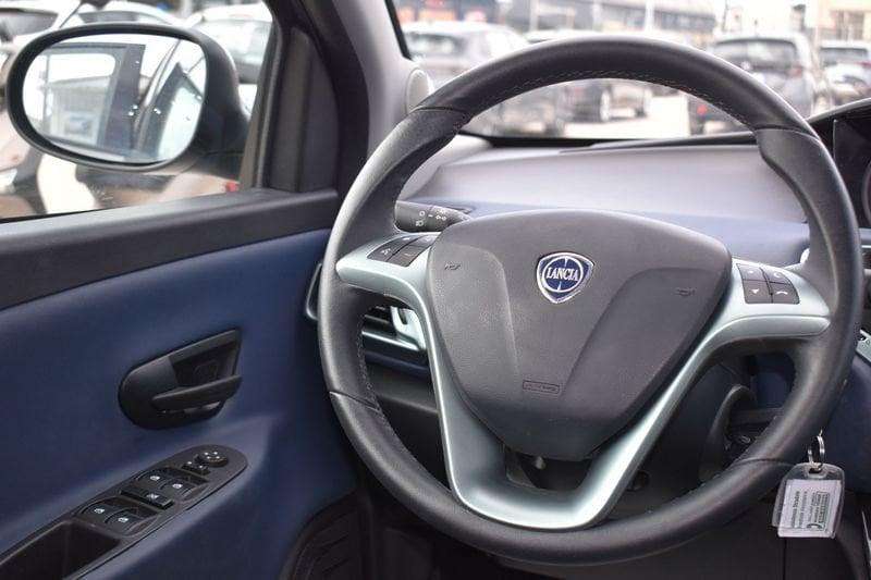 Lancia Ypsilon 1.0 FireFly 5 porte S&S Hybrid Platino