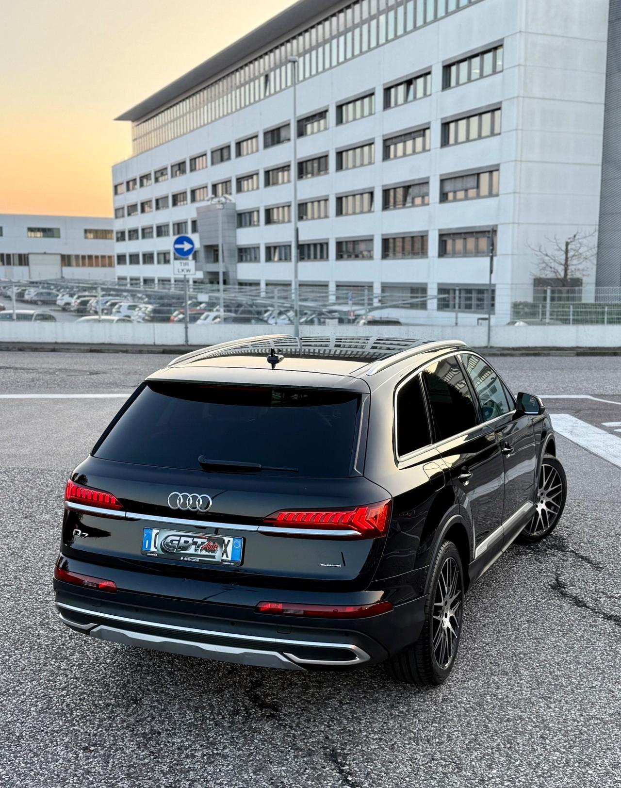 Audi Q7 50 TDI quattro tiptronic Business