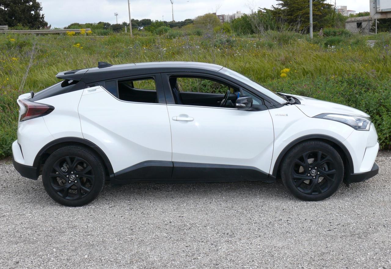 Toyota C-HR 1.8 Hybrid E-CVT Style (M1310)