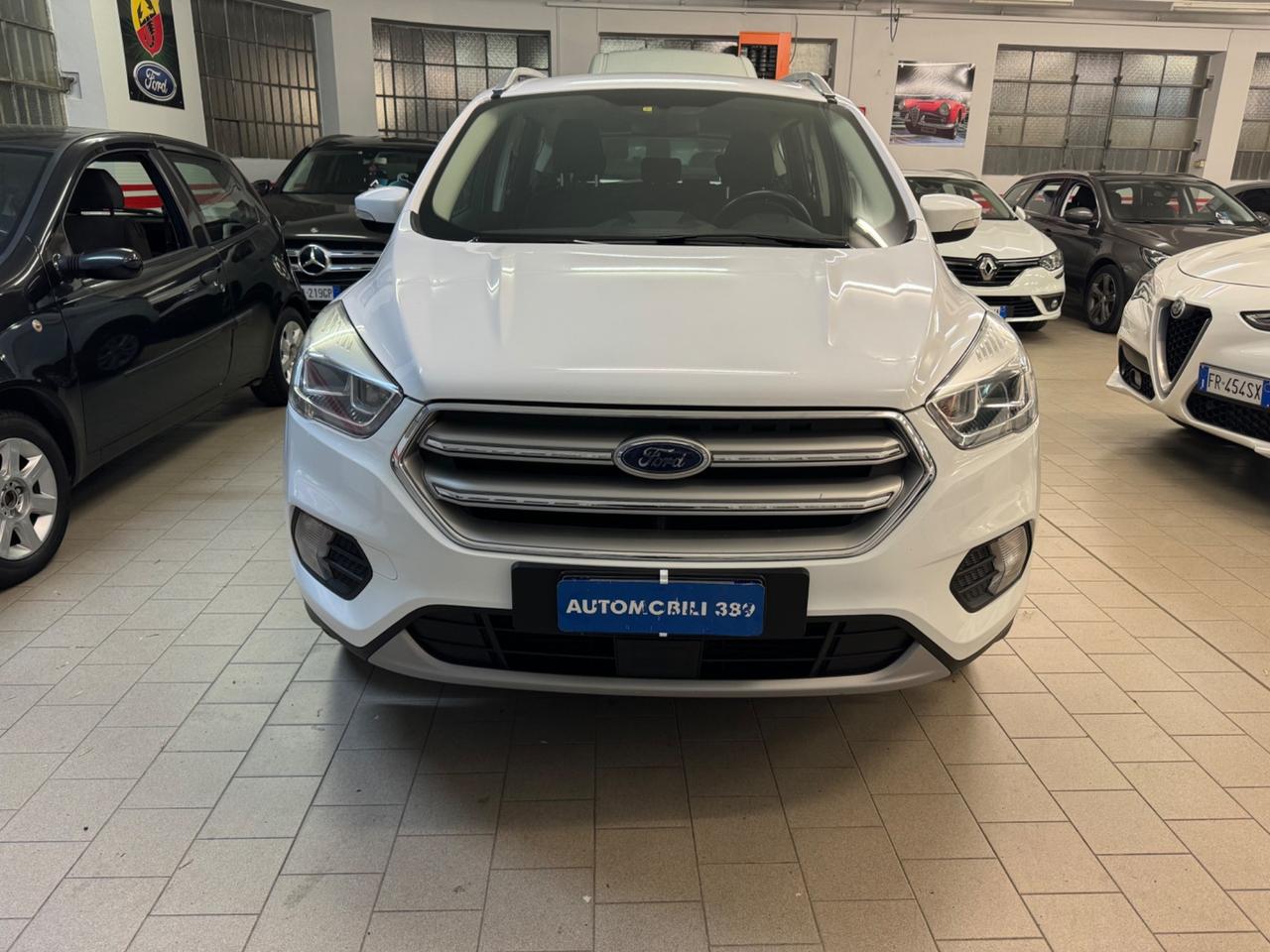 Ford Kuga 2.0 TDCI 120 CV S&S 2WD Powershift Business