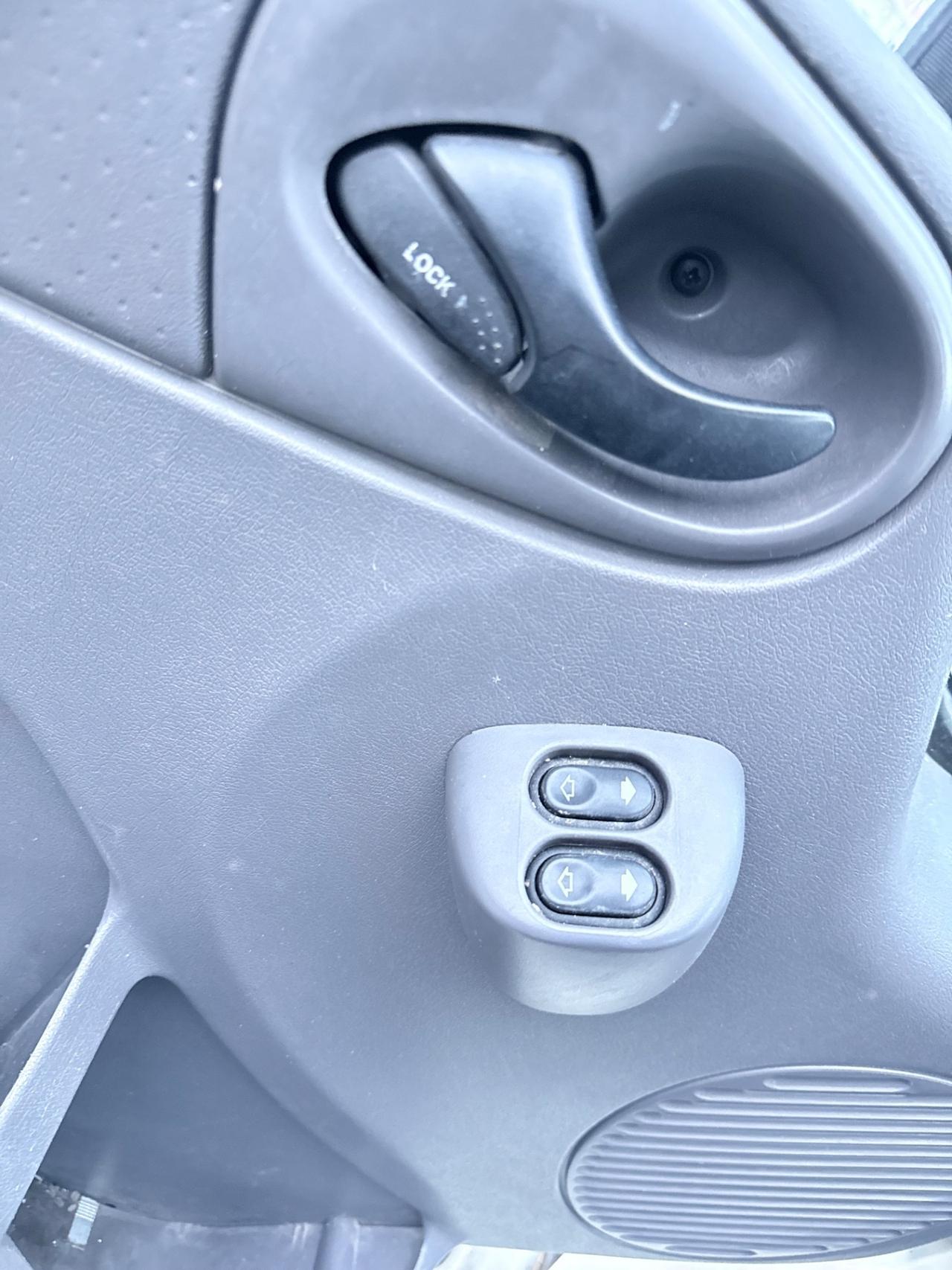 Ford Transit 300 2.0 TDCi/125CV PERFETTO !